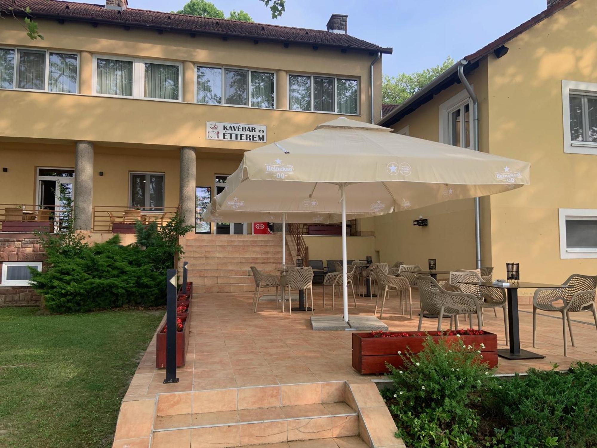 Bf Hotel Balatonföldvár Extérieur photo