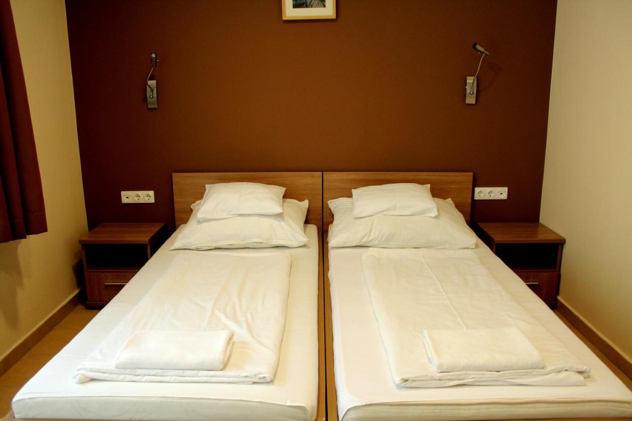 Bf Hotel Balatonföldvár Extérieur photo