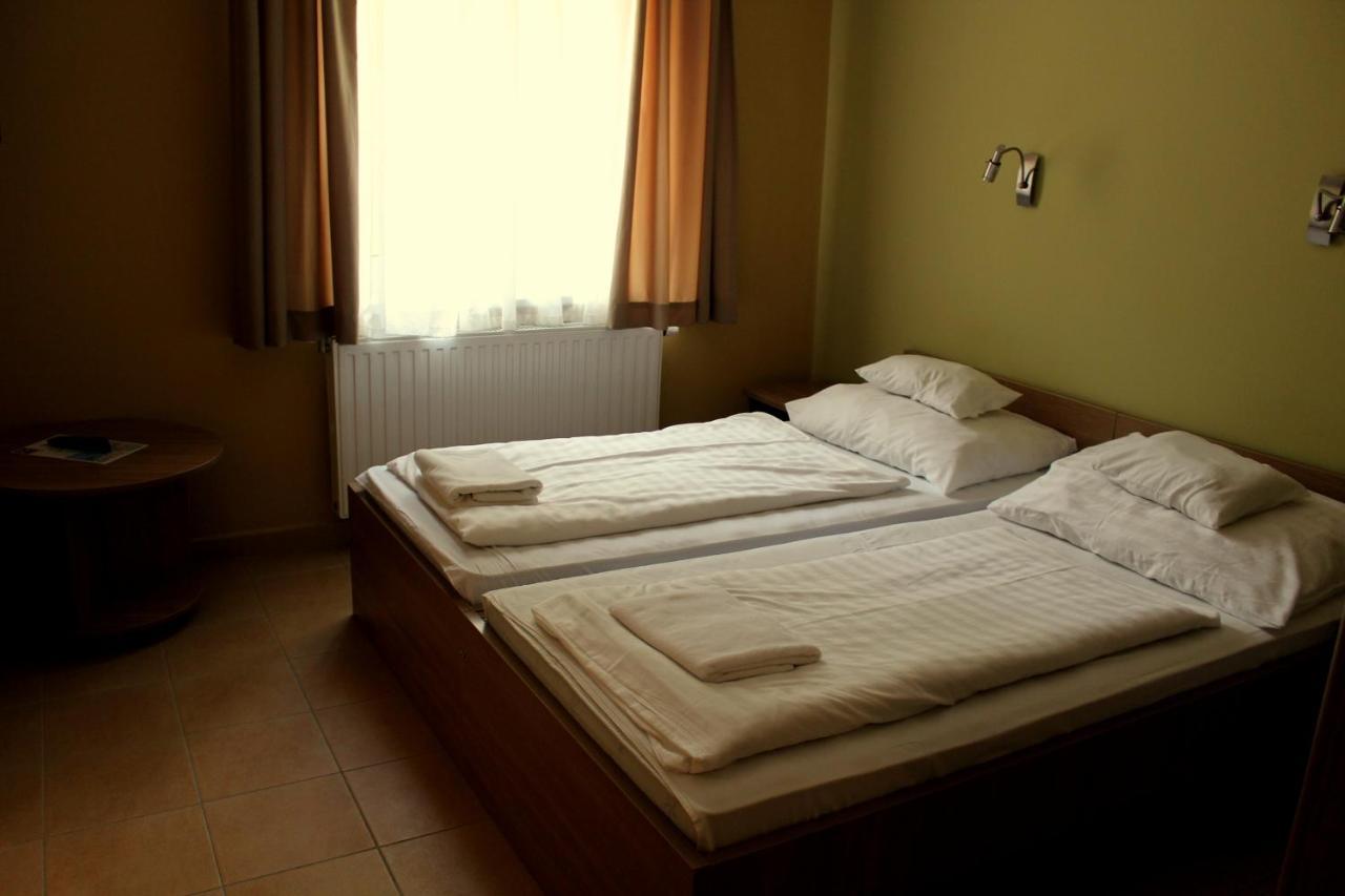 Bf Hotel Balatonföldvár Extérieur photo